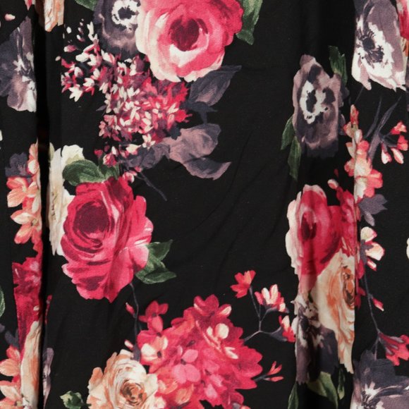 NWOT  Lulu's lovely black floral dress size XS - Picture 6 of 10